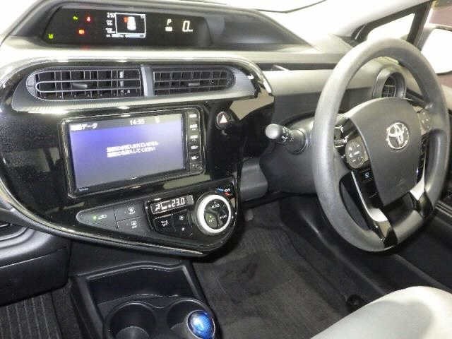 Toyota AQUA 2021 7124840-3