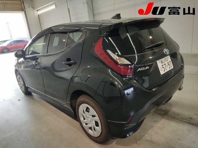 Toyota AQUA 2022 7125419-1