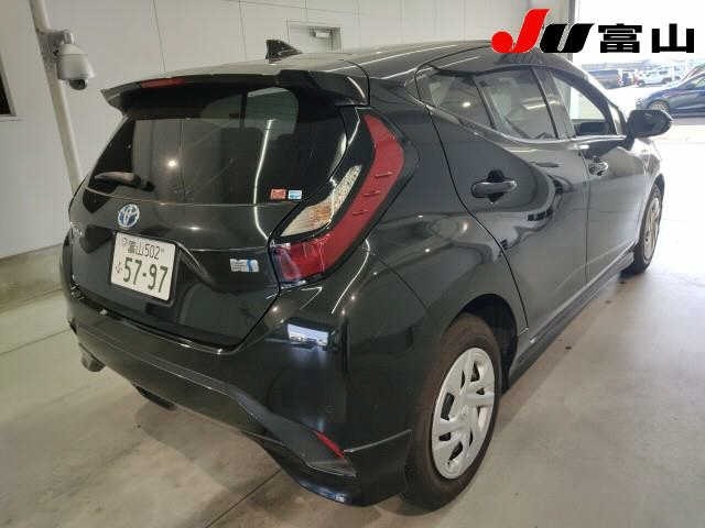 Toyota AQUA 2022 7125419-5