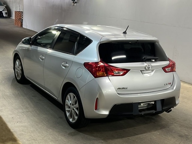 Toyota AURIS 2013 7127209-1