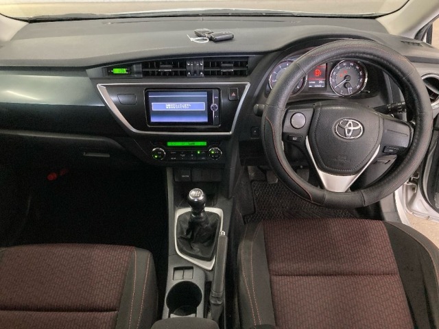 Toyota AURIS 2013 7127209-3
