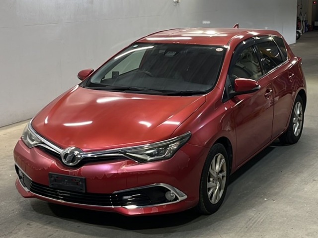 Toyota AURIS 2016 7127256-0