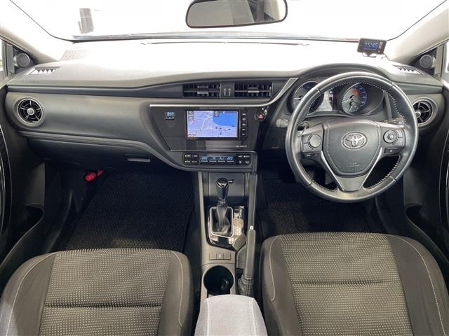 Toyota AURIS 2015 7127330-12