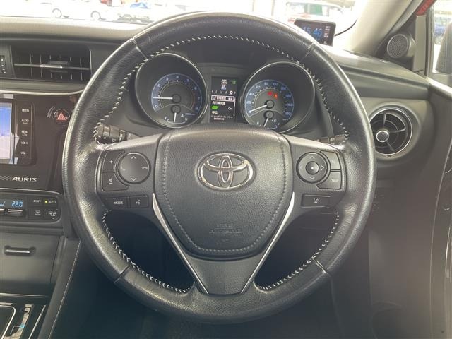 Toyota AURIS 2015 7127330-18