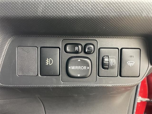 Toyota AURIS 2007 7127346-11