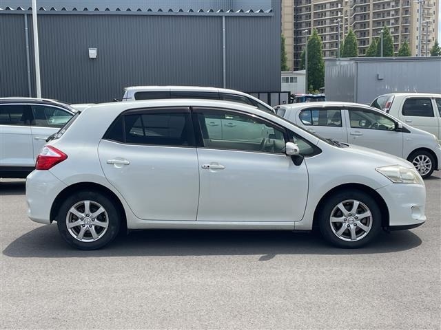 Toyota AURIS 2011 7127347-10