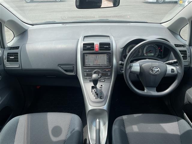 Toyota AURIS 2011 7127347-13