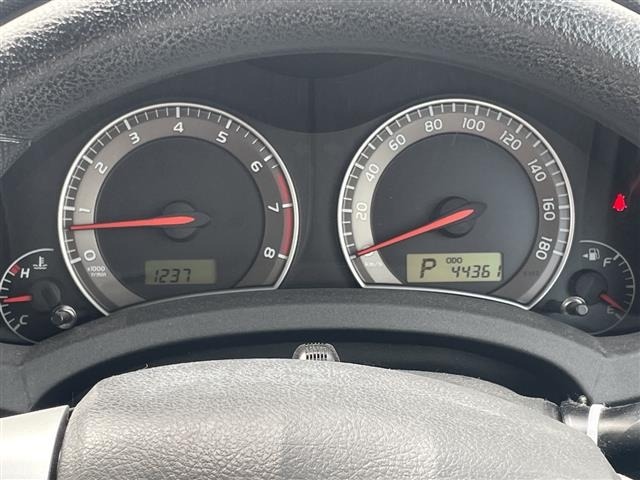 Toyota AURIS 2011 7127347-14
