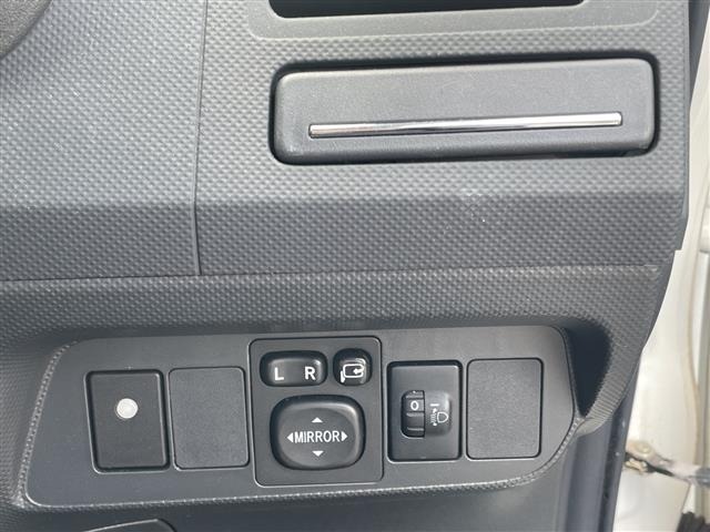 Toyota AURIS 2011 7127347-19
