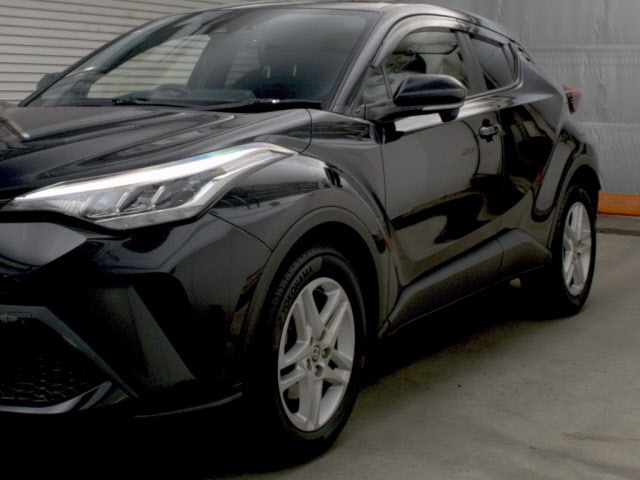 Toyota C-HR 2021 7126874-4