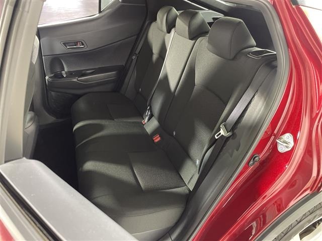 Toyota C-HR 2018 7127822-10