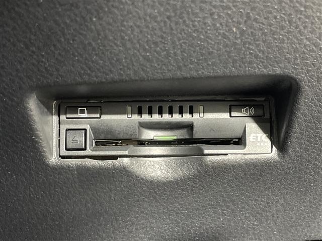 Toyota C-HR 2018 7127822-17