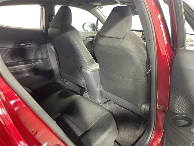 Toyota C-HR 2018 7127822-9