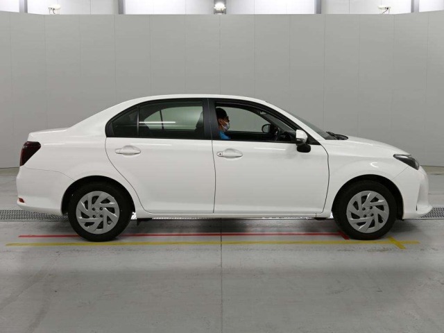 Toyota COROLLA AXIO 2025 7124774-3