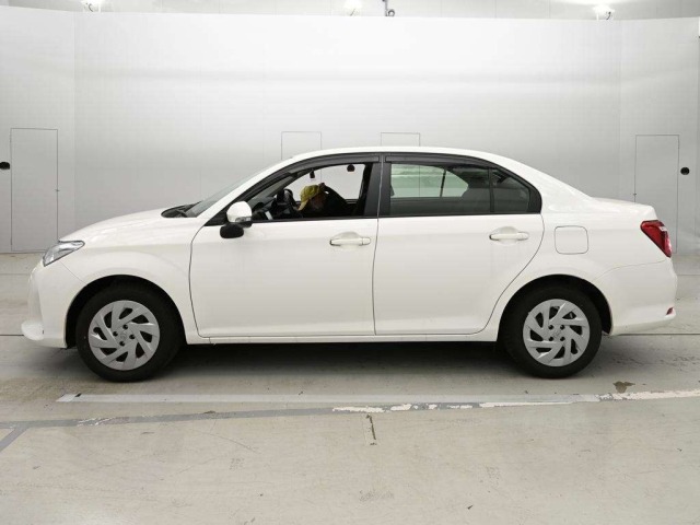 Toyota COROLLA AXIO 2020 7124894-4