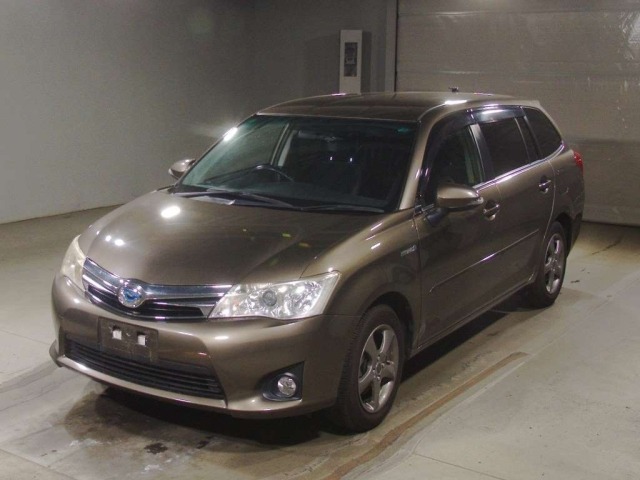 Toyota COROLLA FIELDER 2013 7132650-0