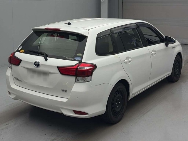 Toyota COROLLA FIELDER 2019 7132670-1
