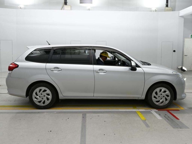 Toyota COROLLA FIELDER 2021 7132692-3