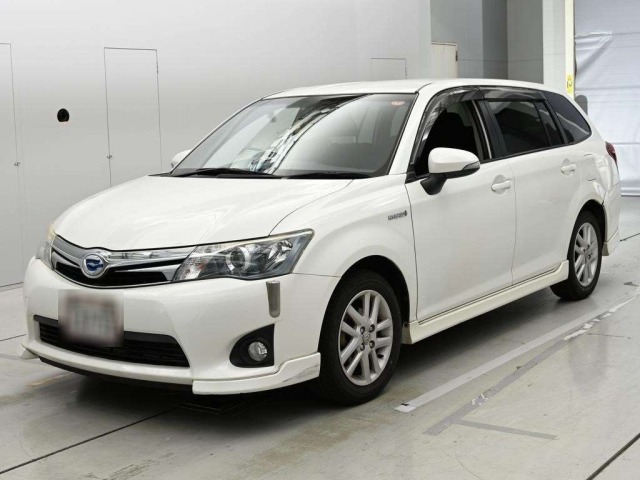 Toyota COROLLA FIELDER 2014 7132734-0