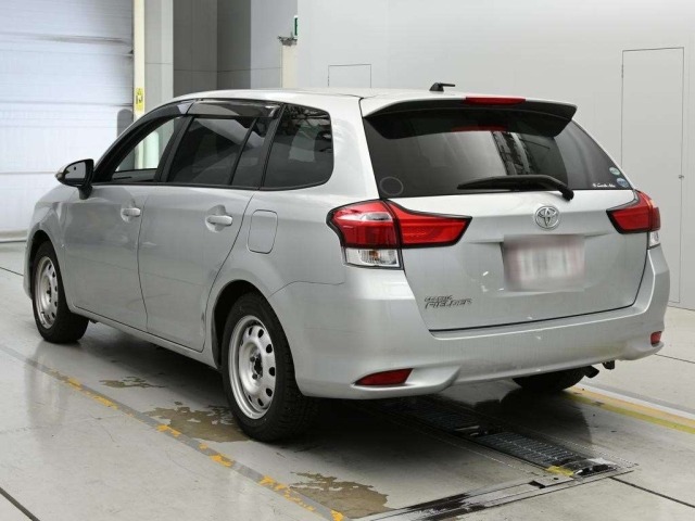 Toyota COROLLA FIELDER 2017 7132735-6