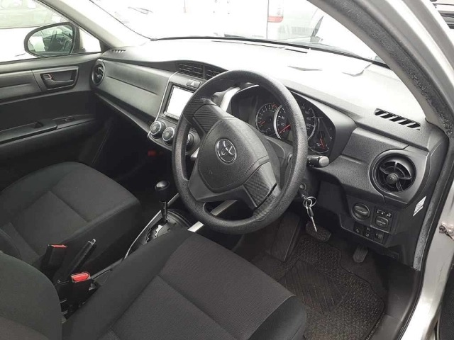 Toyota COROLLA FIELDER 2017 7132735-9