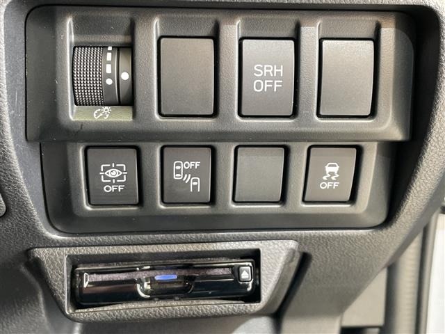 Subaru FORESTER 2018 7135980-11