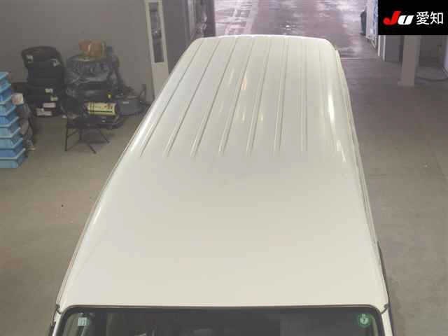 Toyota HIACE COMMUTER 2006 7137006-9