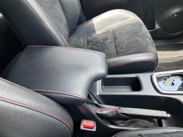 Toyota HILUX 2023 7126717-6