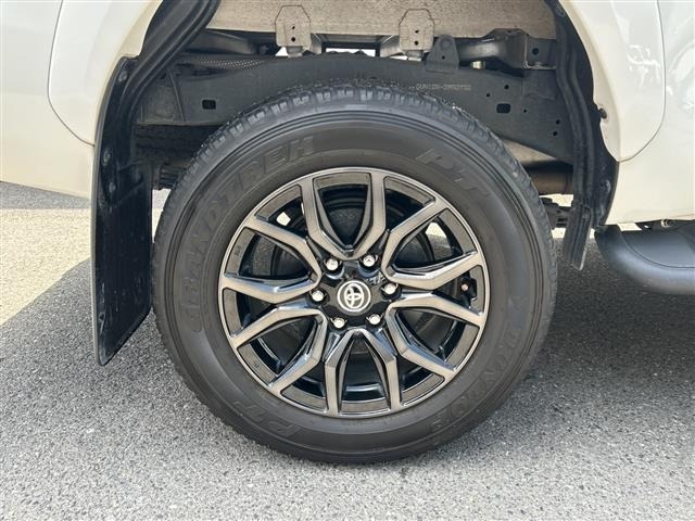 Toyota HILUX 2023 7126717-8