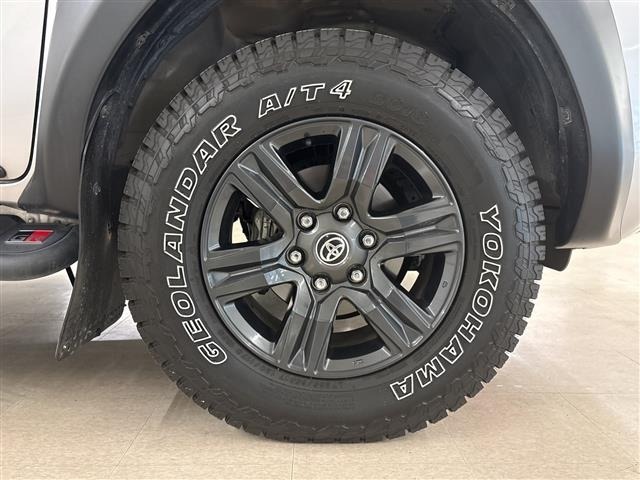 Toyota HILUX 2021 7126746-4