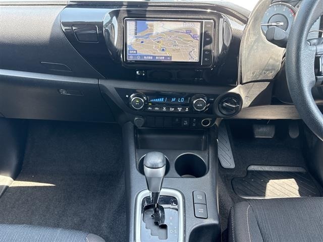 Toyota HILUX 2021 7126793-10