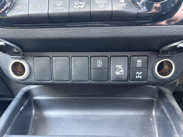 Toyota HILUX 2021 7126793-22