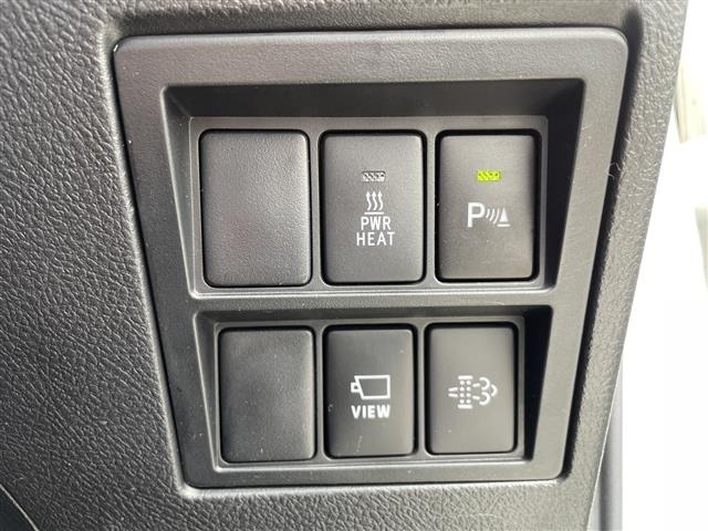 Toyota HILUX 2022 7126794-1