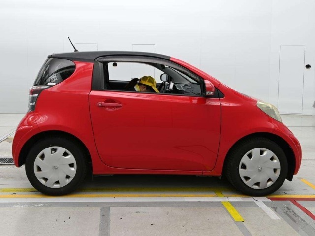 Toyota IQ 2013 7136893-3