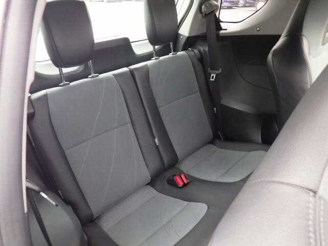 Toyota IQ 2012 7136902-7