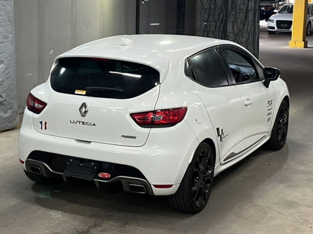 Renault LUTECIA 2015 7123990-5