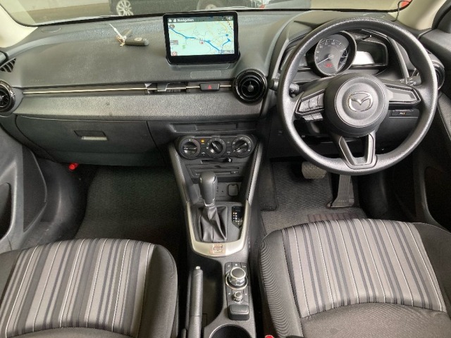 Mazda MAZDA2 2023 7136100-3