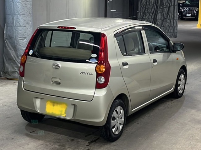 Daihatsu MIRA 2012 7124110-5
