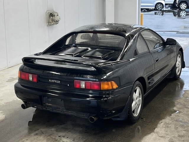 Toyota MR2 1992 7137113-1