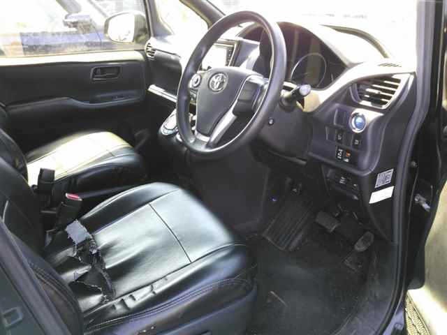 Toyota NOAH 2015 7125667-3