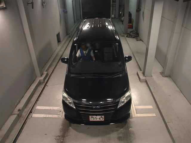 Toyota NOAH 2015 7125667-6