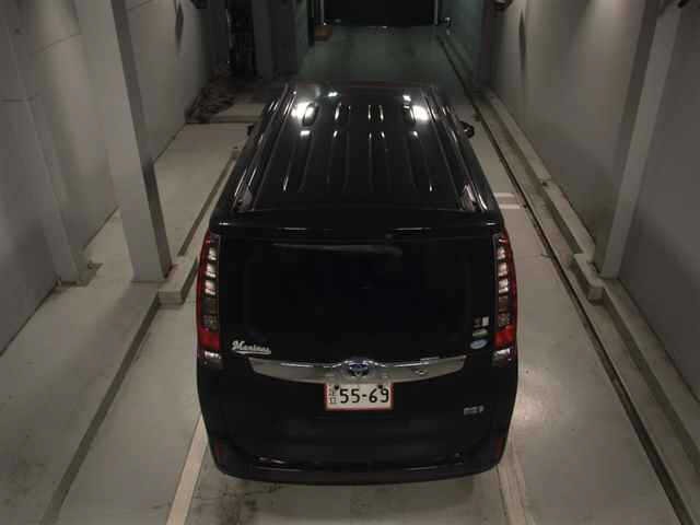 Toyota NOAH 2015 7125667-7