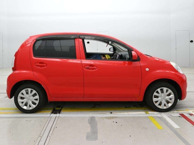 Toyota PASSO 2015 7127961-3