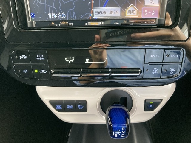Toyota PRIUS 2019 7136798-19