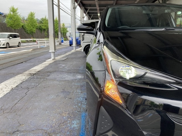 Toyota PRIUS 2019 7136798-26
