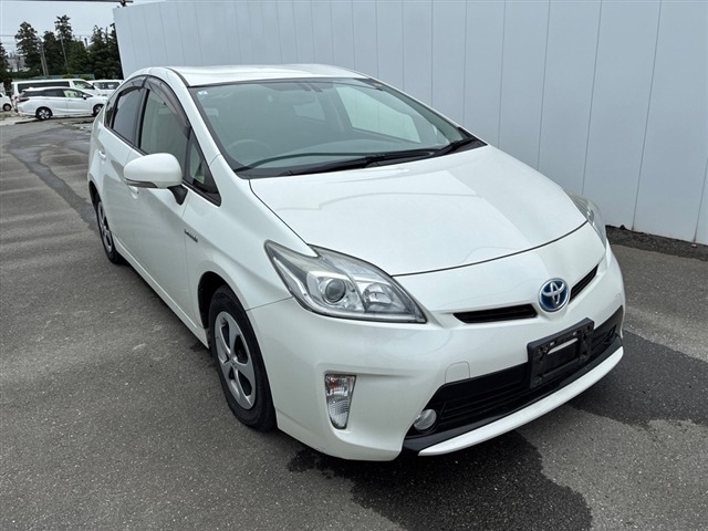 Toyota PRIUS 2015 7136801-0
