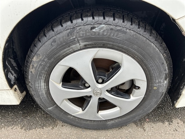 Toyota PRIUS 2015 7136802-7