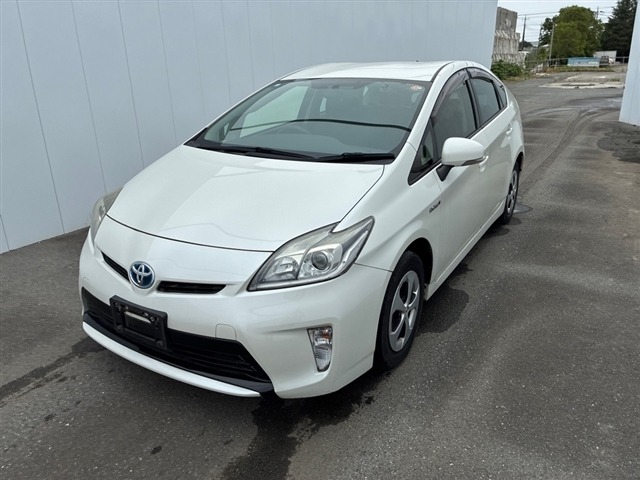 Toyota PRIUS 2015 7136802-9