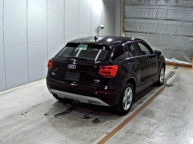Audi Q2 2017 7136147-5