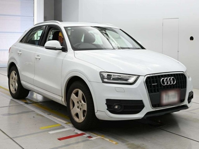 Audi Q3 2013 7135839-5
